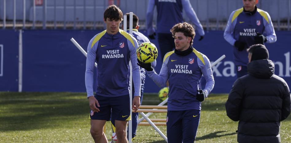 世体：小蜘蛛今日正常参与马竞合练，4名球员缺席训练